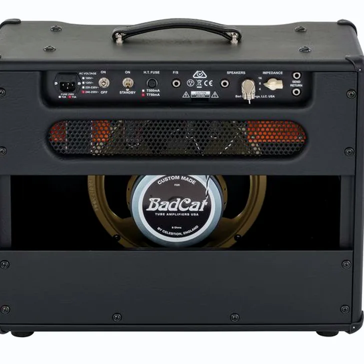 Bad Cat Cub V EL84 1×12 Combo Review: Topgeluid voor een Scherpe Prijs?