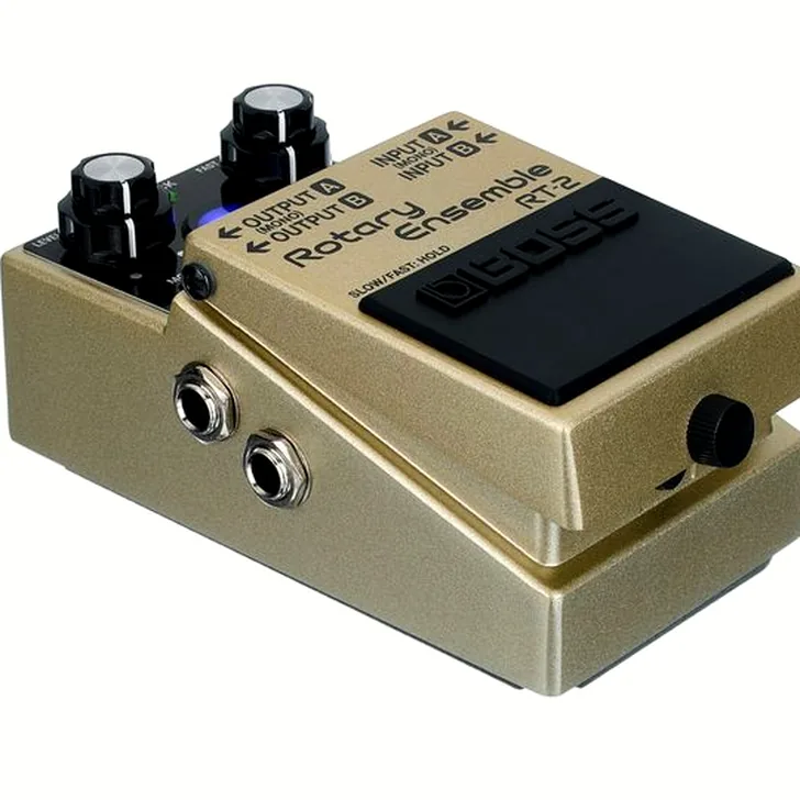 Boss RT-2 Rotary Ensemble Test: Onze ongezouten mening over dit effect