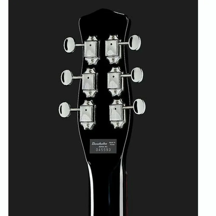 Elektrische gitaar review Danelectro 56 Baritone BMF 3+3