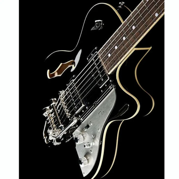 Elektrische gitaar review Duesenberg Starplayer TV Plus BK