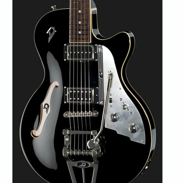 Elektrische gitaar review Duesenberg Starplayer TV Plus BK
