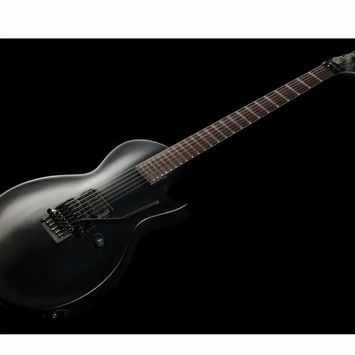 Elektrische gitaar review ESP LTD EC-FR Black Metal BLKS