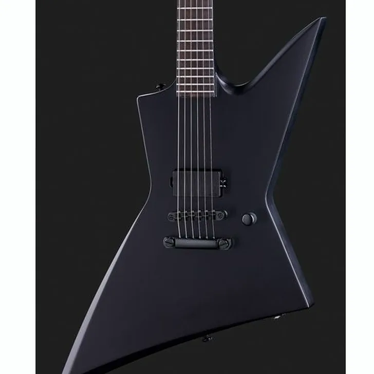 Elektrische gitaar review ESP LTD EX-Black Metal Black Satin