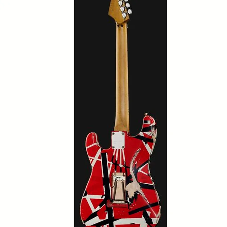 Elektrische gitaar review Evh Frankie Striped MN Relic R/W/B