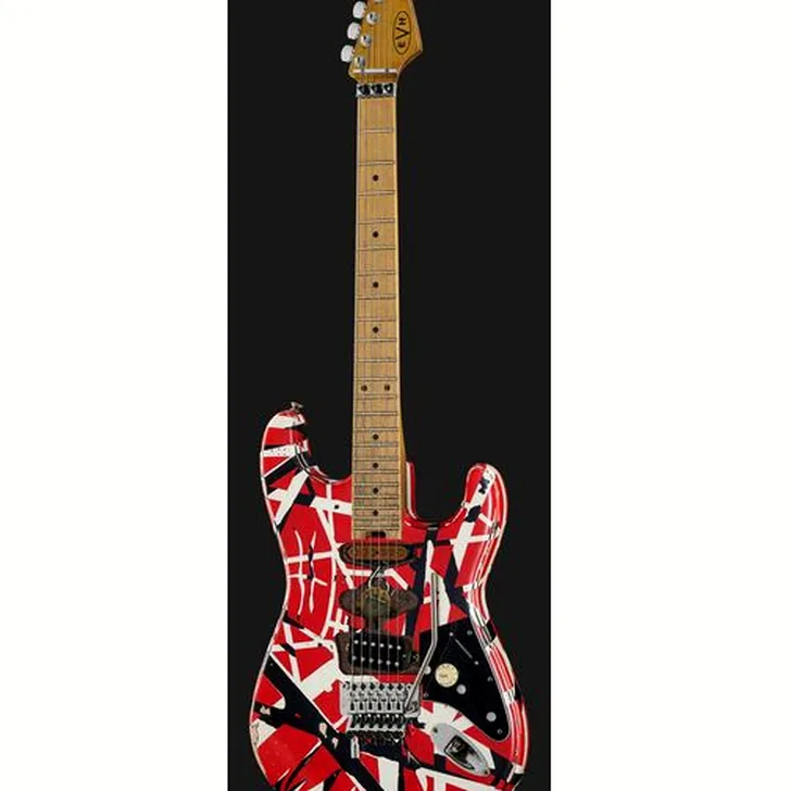 Elektrische gitaar review Evh Frankie Striped MN Relic R/W/B