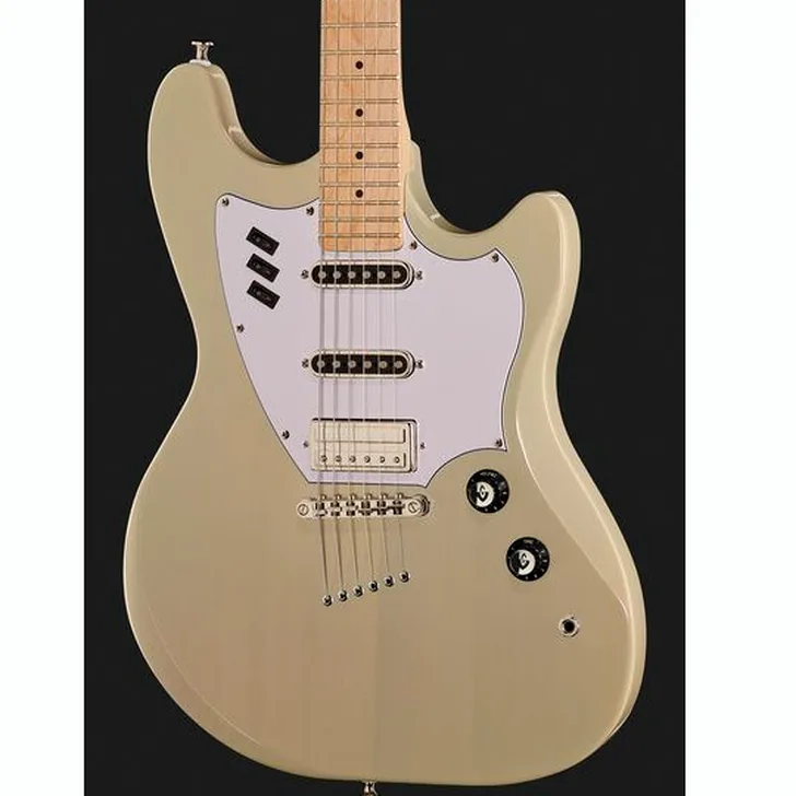 Elektrische gitaar review Guild Surfliner White Sage