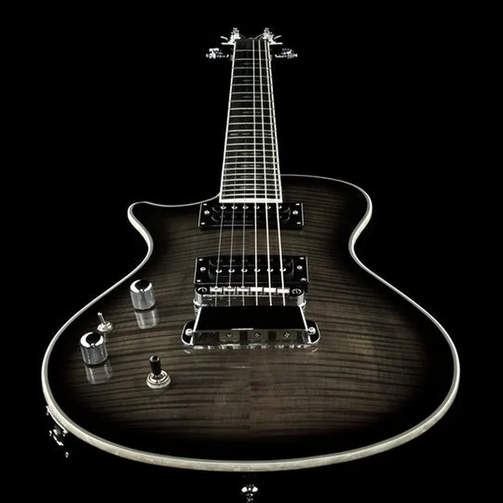 Elektrische gitaar review Hagstrom Ultra Swede CBB LH