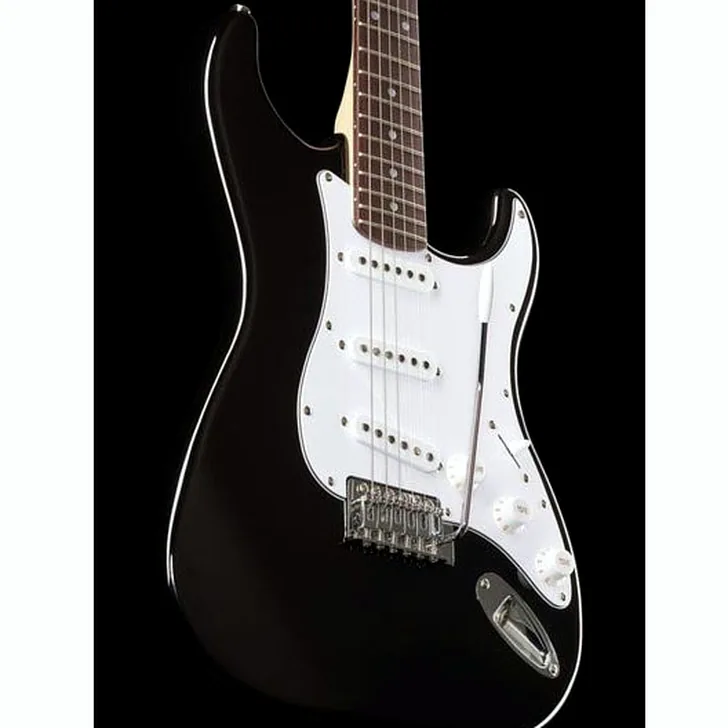 Elektrische gitaar review Harley Benton ST-20 BK Standard Series