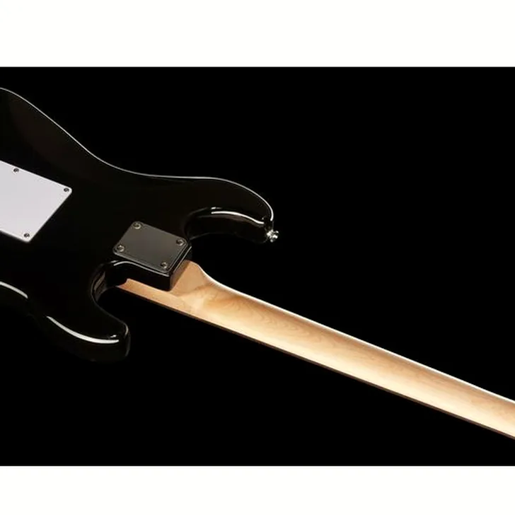 Elektrische gitaar review Harley Benton ST-20LH BK Standard Series