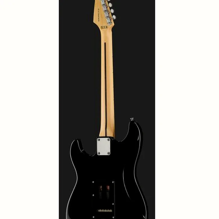 Elektrische gitaar review Harley Benton ST-57DG Black Tribute