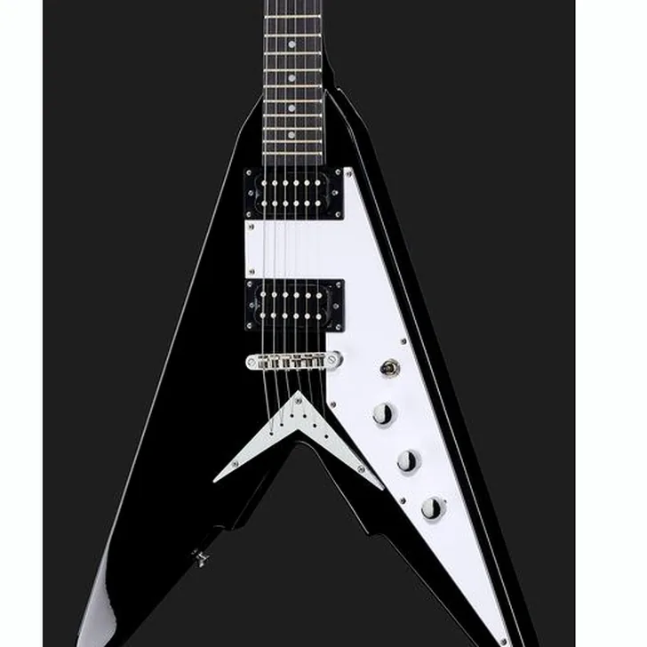 Elektrische gitaar review Harley Benton Victory-BK Classic Series