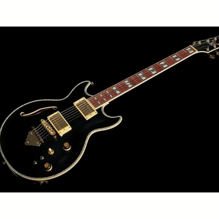 Elektrische gitaar review Ibanez AR520H-BK