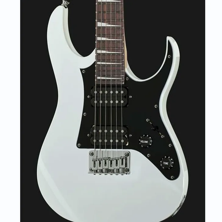 Elektrische gitaar review Ibanez GRGM21-WH E-Guitar Micro