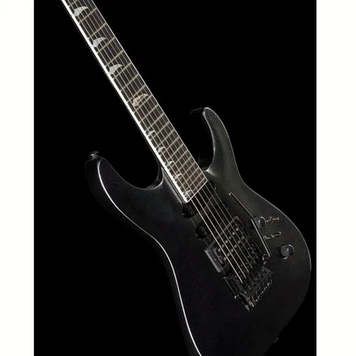 Elektrische gitaar review Kramer Guitars SM-1 Vintage Maximum Steel