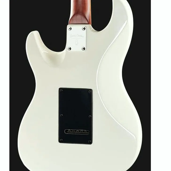 Elektrische gitaar review Larry Carlton S7 Vintage AWH