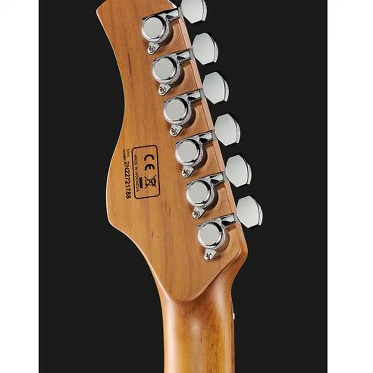 Elektrische gitaar review Larry Carlton S7FM TBK 2nd Gen