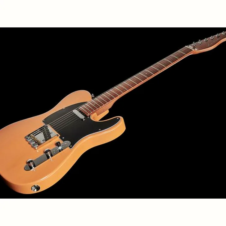 Elektrische gitaar review Larry Carlton T7 BB