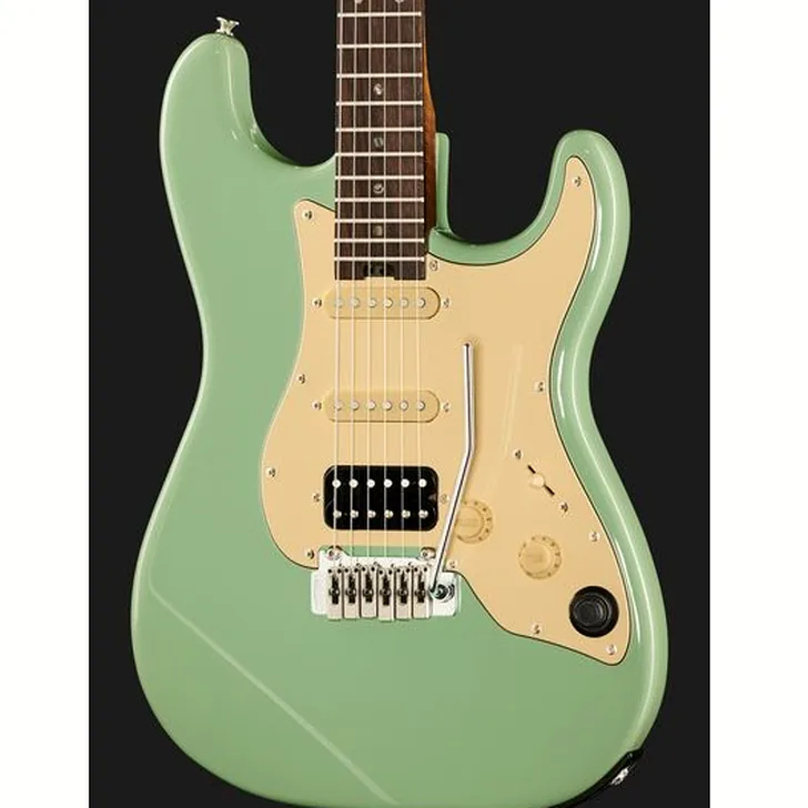 Elektrische gitaar review Mooer GTRS Guitars Prof. 800 MG