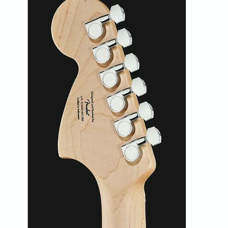 Elektrische gitaar review Squier Affinity Strat MN LPB