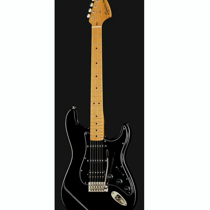 Elektrische gitaar review Squier CV 70s Strat HSS MN BLK