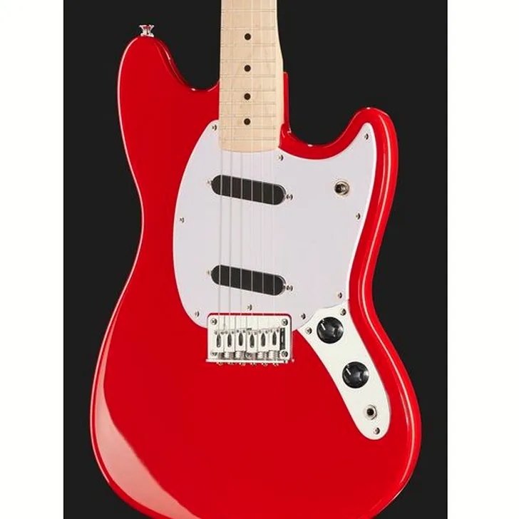 Elektrische gitaar review Squier Sonic Mustang MN Torino Red