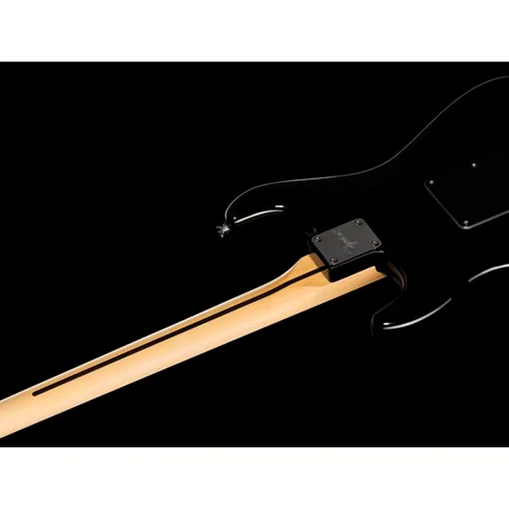 Elektrische gitaar review Squier Sonic Strat HSS Black