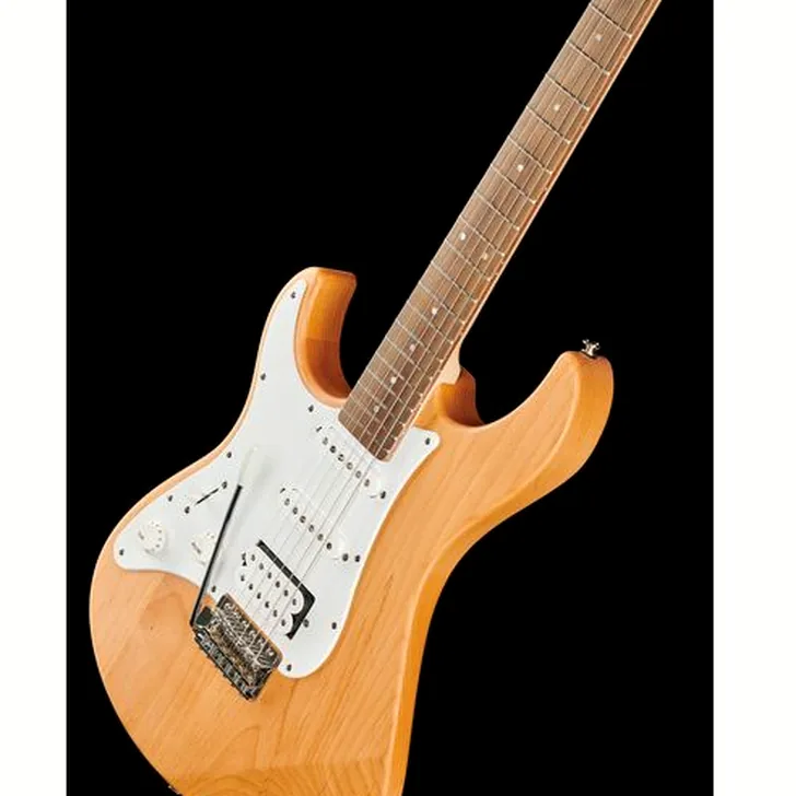Elektrische gitaar review Yamaha Pacifica 112JL YNS