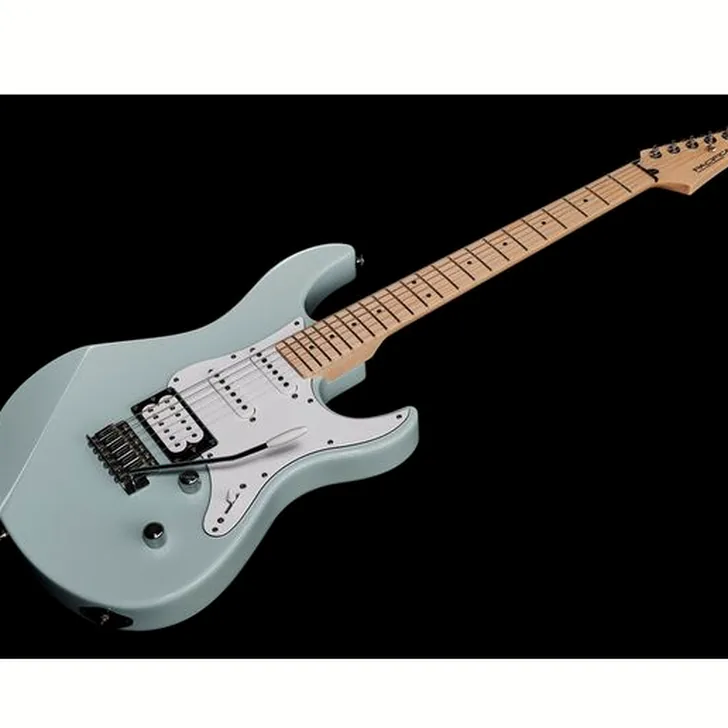 Elektrische gitaar review Yamaha Pacifica 112VM IB RL