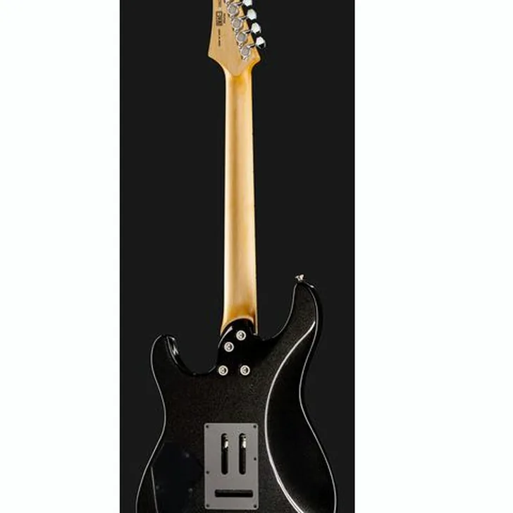 Elektrische gitaar review Yamaha Pacifica Professional BLK MF