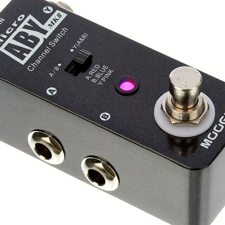 Hoe presteert de Mooer Micro ABY Box MKII in de studio? (Review)