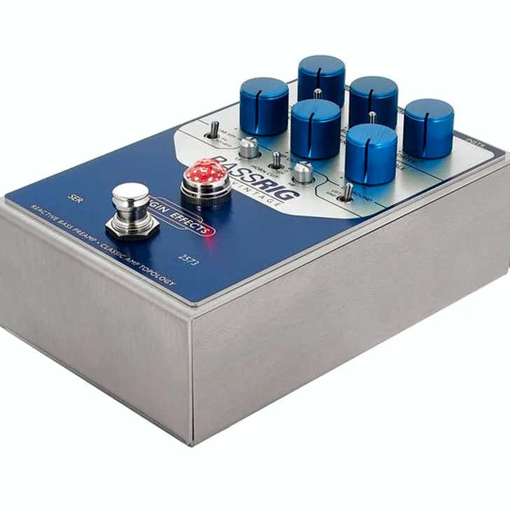 Hoe presteert de Origin Effects Bassrig Super Vintage in de studio? (Review)