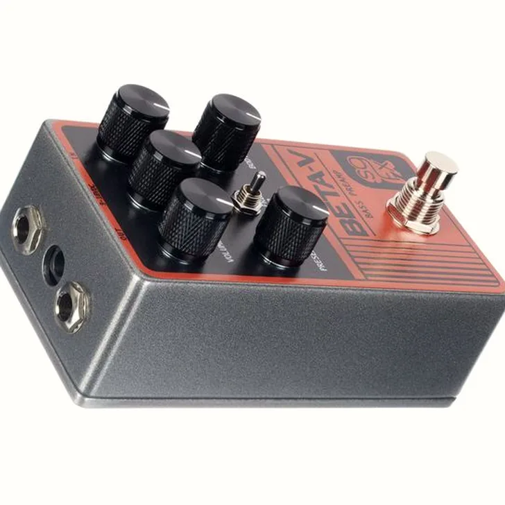 Is de Solid Gold FX Beta V Bass Preamp het geld waard? (Eerlijke Review)