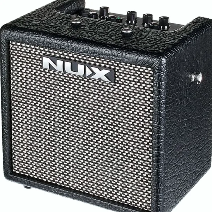 Nux Mighty 8BT MKII Test: De Winnaar in Zijn Klasse?