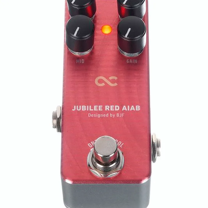 One Control Jubilee Red AIAB Effectpedaal Test: Hoe goed is hij echt?