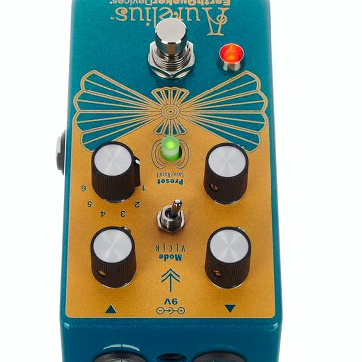 Uitgebreide EarthQuaker Devices Aurelius Tri-Voice Chorus Review: Het ultieme gitaarpedaal?