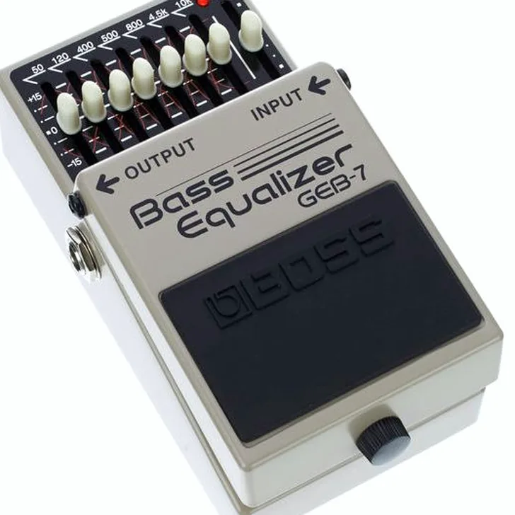 Waarom de Boss GEB-7 Bass Equalizer je pedalboard compleet maakt