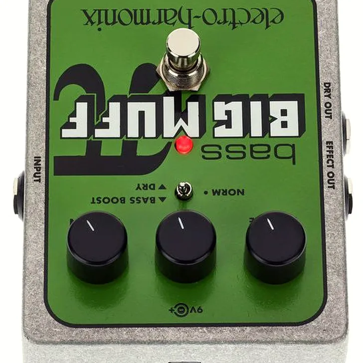 Waarom je de Electro Harmonix Bass Big Muff Bundle moet kopen (of juist niet)